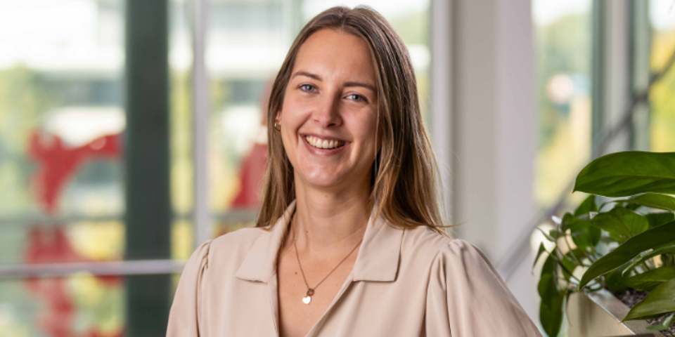 Portret Lr Eline Bril